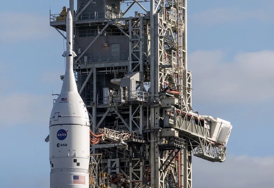 ¿Por qué el ser humano no pisará la Luna antes de 2028? La NASA da un giro radical con Artemis