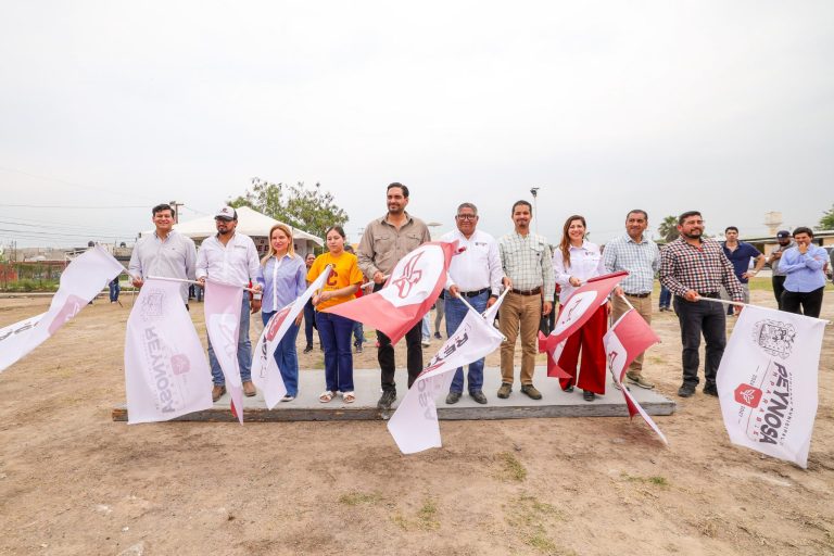 estimulan-lazos-comunitarios-nuevas-instalaciones-deportivas-del-gobierno-de-reynosa-2-2048x1366-1