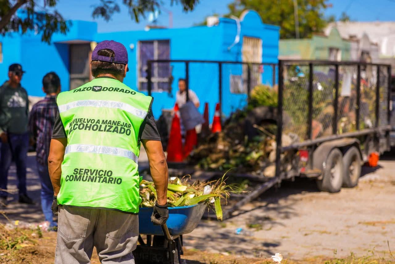 llevocc81-gobierno-de-carlos-pencc83a-ortiz-bienestar-y-seguridad-sanitaria-a-familias-de-hacienda-las-fuentes-4